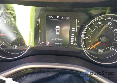 2015 Jeep Cherokee Latitude z USA, uszkodzony, nr VIN 1C4PJMCSXFW565538